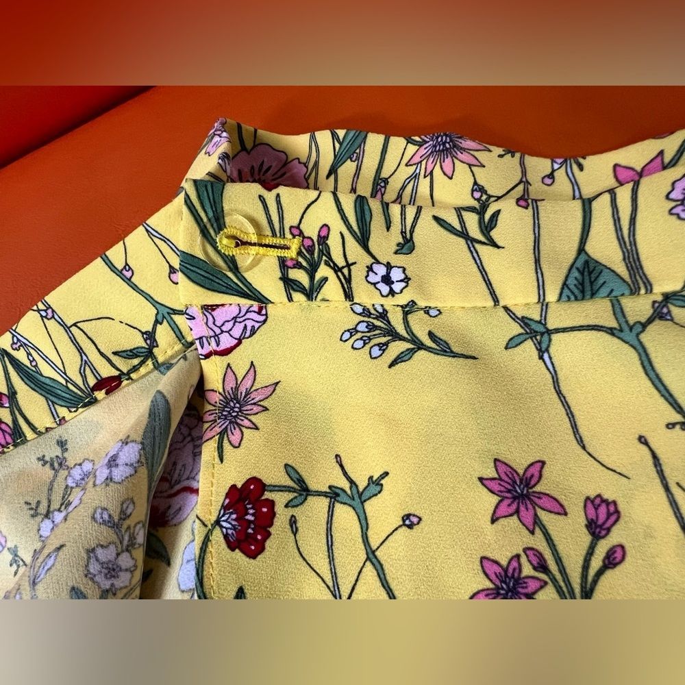 NWT LOFT yellow floral wrap midi skirt. Size 6. - Picture 3 of 7